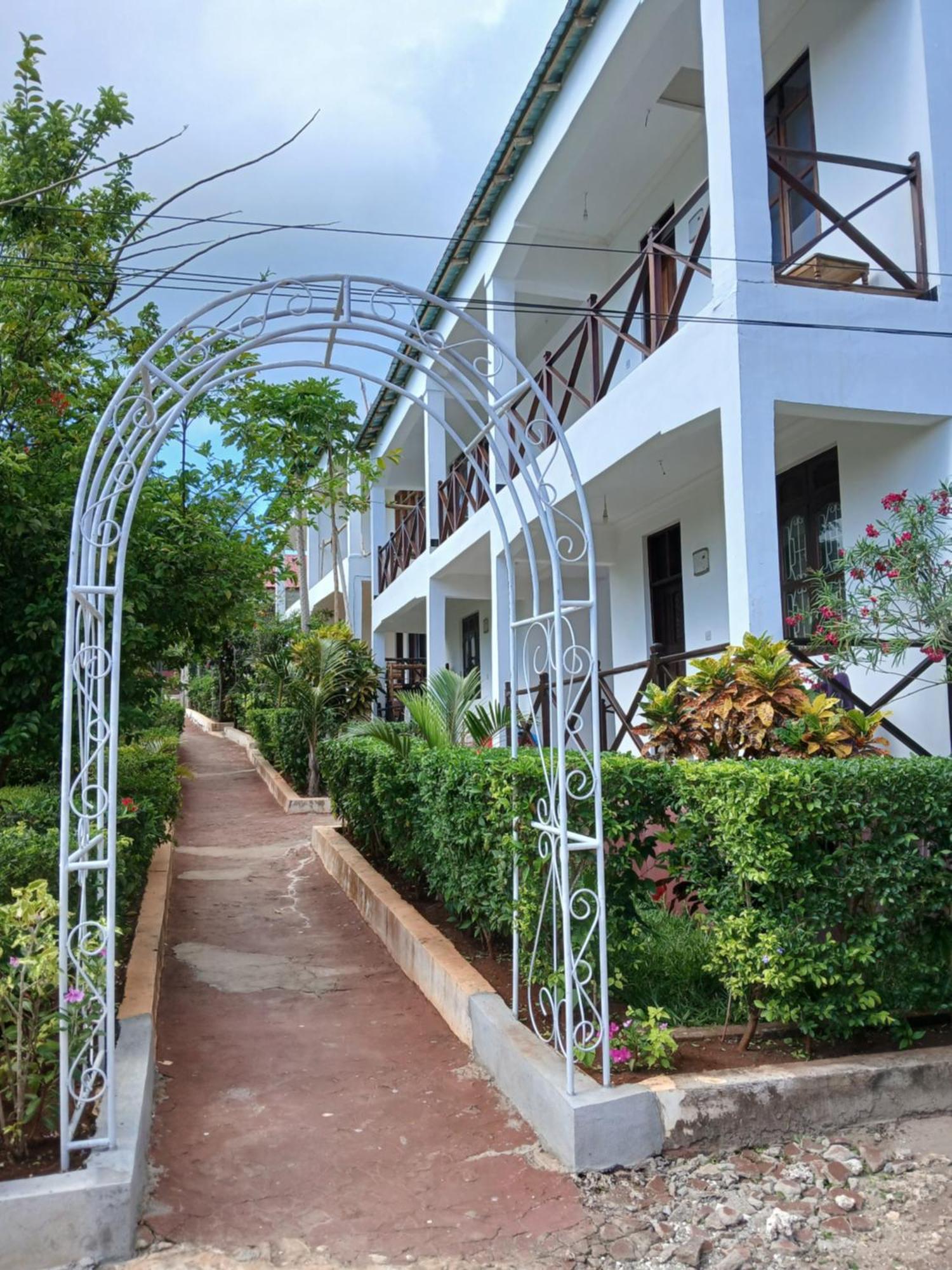 Majani Breeze Villa Nungwi Buitenkant foto