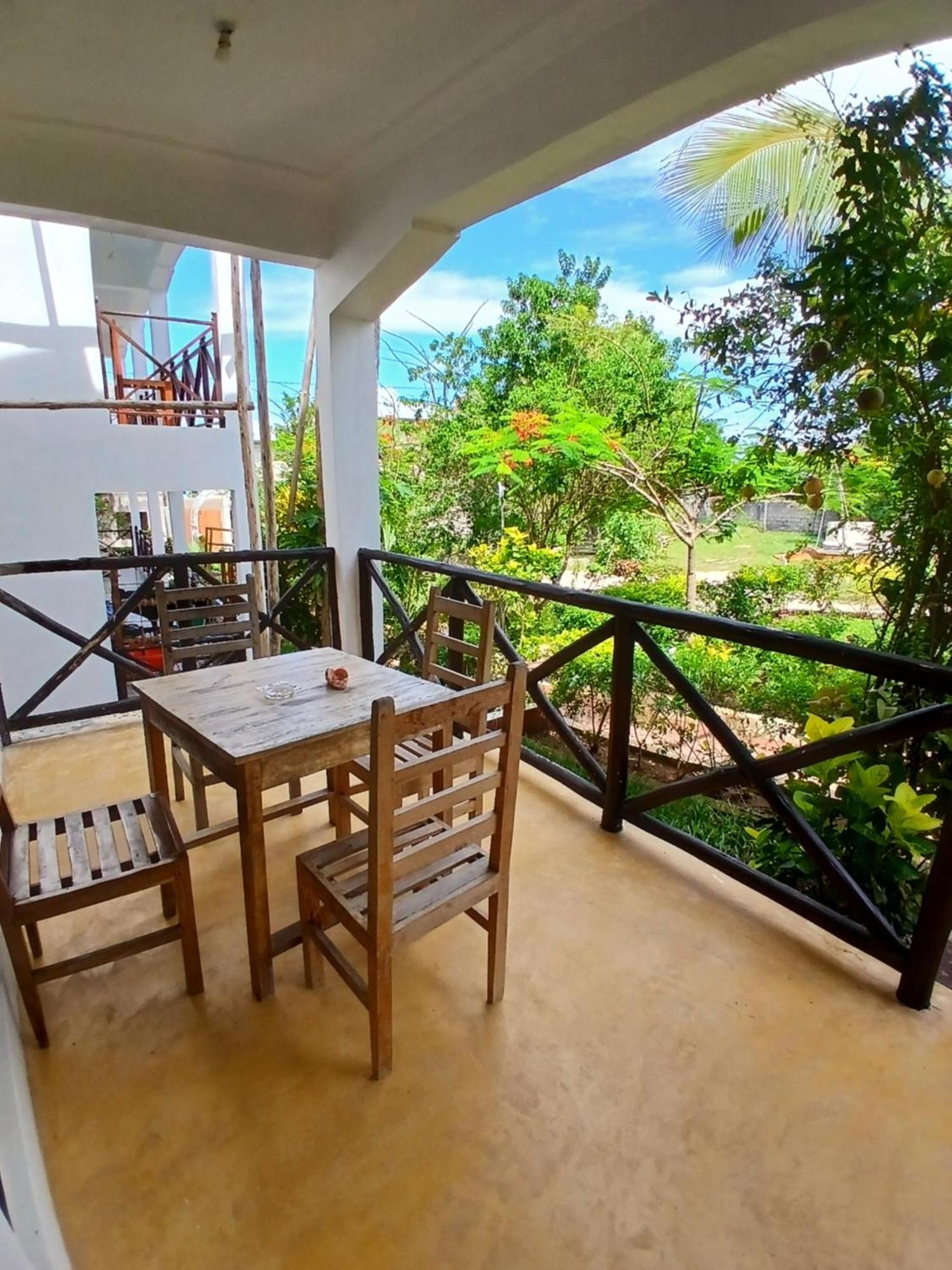 Majani Breeze Villa Nungwi Buitenkant foto