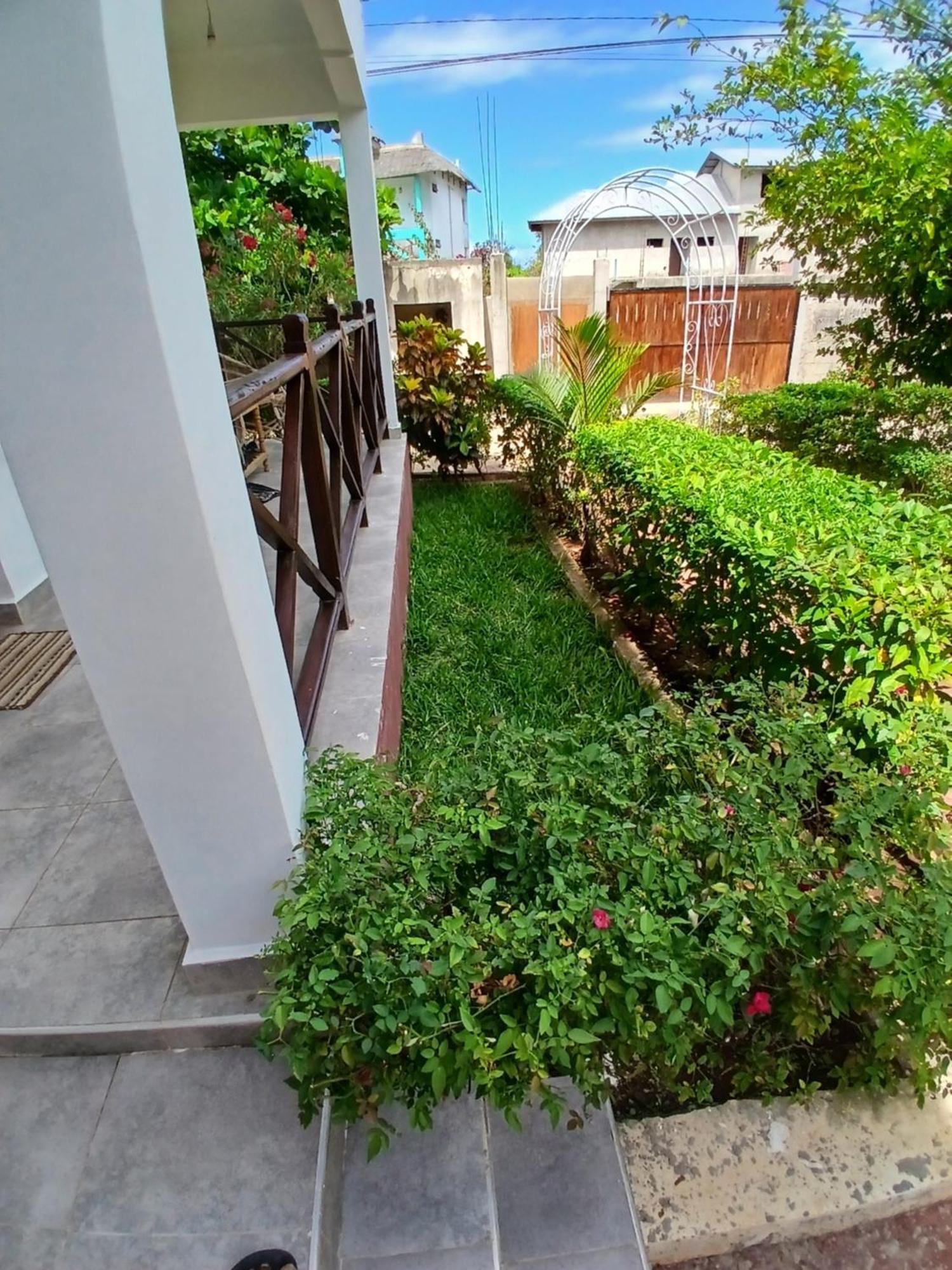 Majani Breeze Villa Nungwi Buitenkant foto