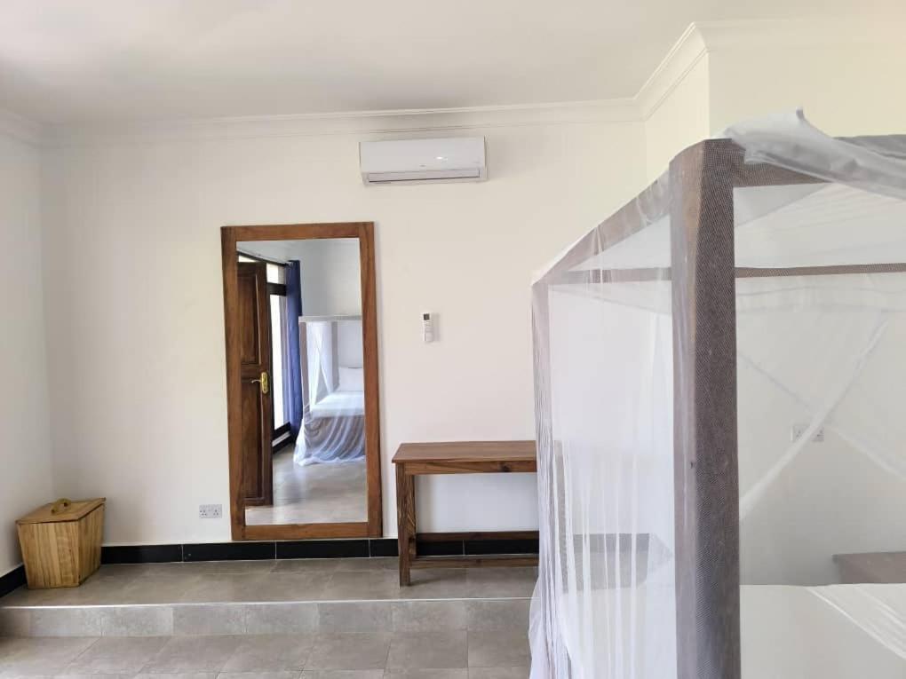 Majani Breeze Villa Nungwi Buitenkant foto